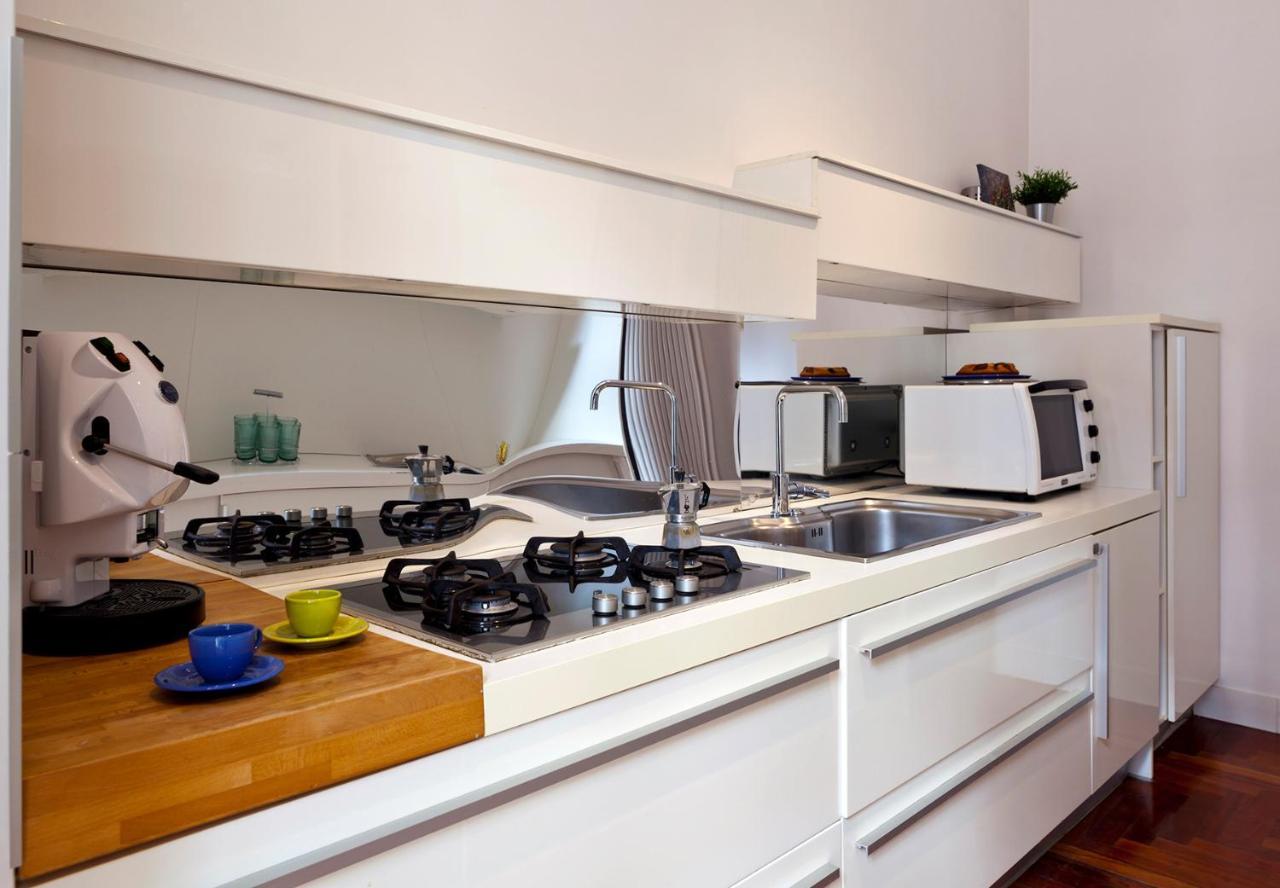 Elegant Apartment At Chiaia By Wonderful Italy 나폴리 외부 사진