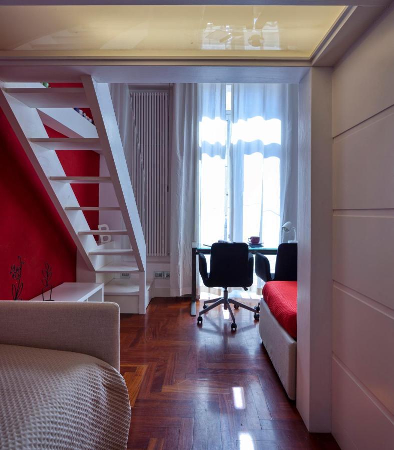 Elegant Apartment At Chiaia By Wonderful Italy 나폴리 외부 사진